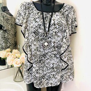 Women's Top XL (10/12), black animal print, leopard shirt, blouse chiffon